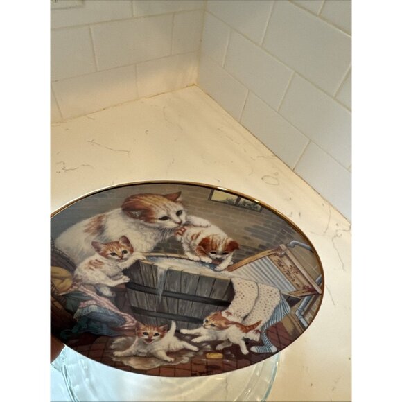 Country Kitties By Gre Gerardi “All Washed Up” Collectors Plate - Picture 7 of 15